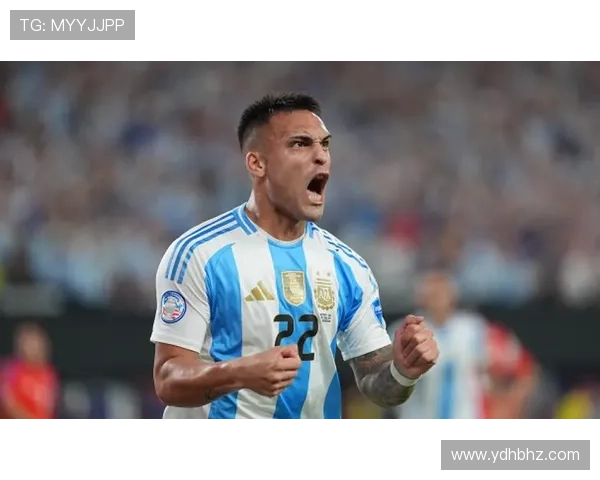 阿根廷队如何使用劳塔罗：近期战术角色与进攻作用分析